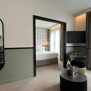 **** Hotel Grand Coeur Latin France