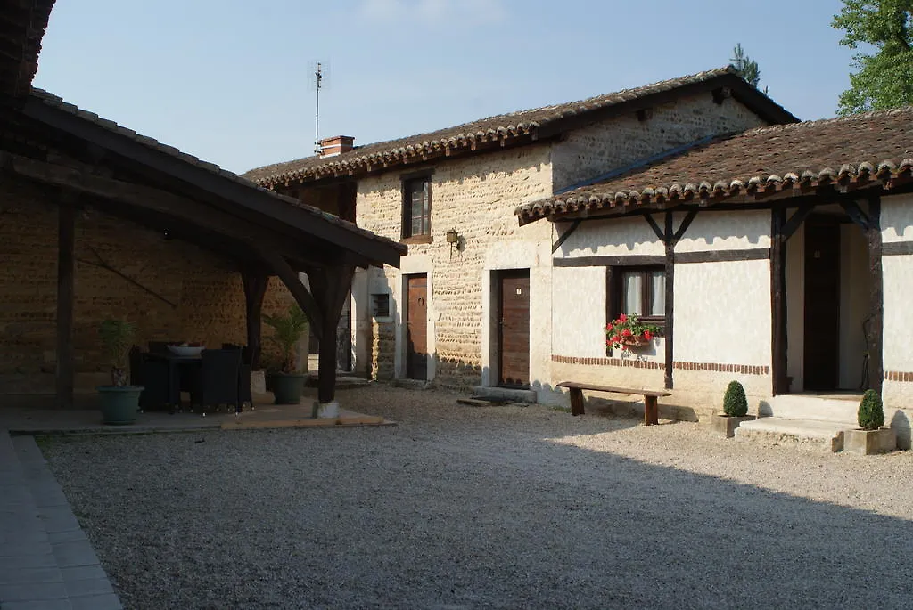 Le Moulin De Champagne Bed & Breakfast Viriat